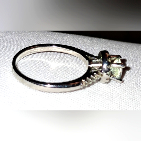 SOLITARE ENGAGEMENT RING Sz 10 - Picture 9 of 10